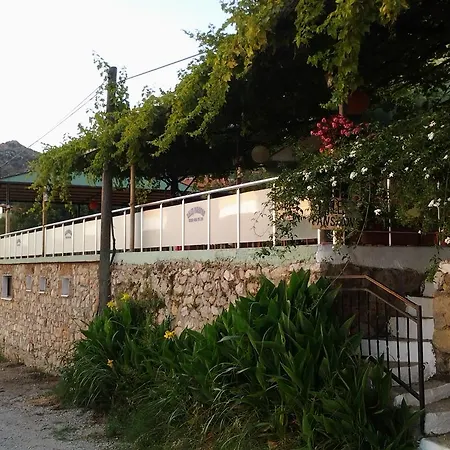 Hostel Keles & Restaurant Sogut (Aegean)